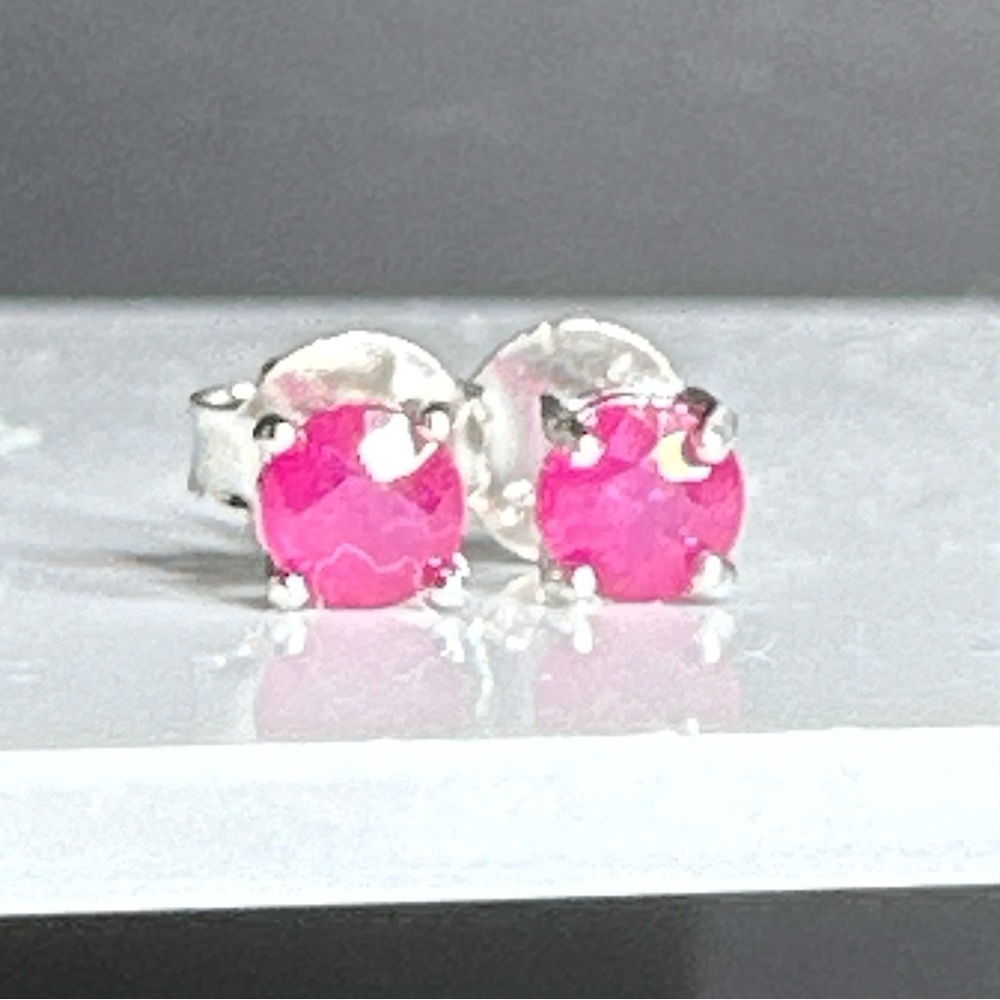 Pinkish Red Ruby Stud Solitaire Earrings Set In 9… - image 7